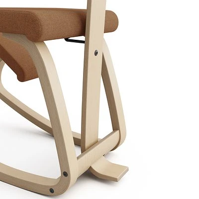 Varier® Variable™ Plus Kniestuhl Esche Natur REW568 Re-wool Orange 2 Varier® Variable™ Plus Kniestuhl Esche Natur REW568 Re-wool Orange – Bild 2