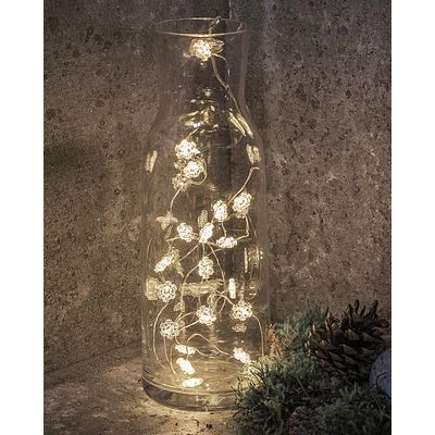 Sirius Batterie Lichterkette Nynne Snowflakes 20 Lichter Klar/silber 2 Sirius Batterie Lichterkette Nynne Snowflakes 20 Lichter Klar/silber – Bild 2