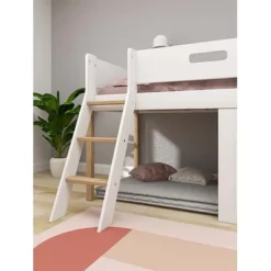 FLEXA Nor Halbhohes Bett Mit Schrägleiter Und Baumhaus Panelen Weiß/Eiche -Kinder Haushaltswaren Geschäft 6cc8xu50x9r6t7kjebamrzzsmxow