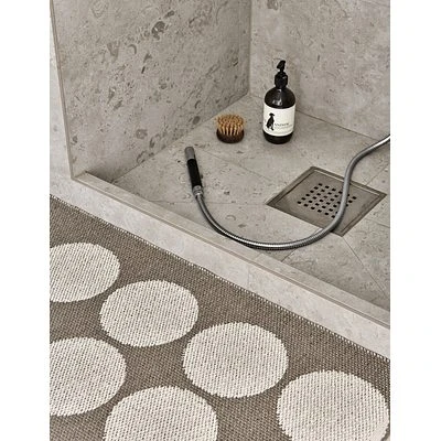 Pappelina Teppich Hugo Walnut Linen 180 X 260 Cm HU6K1826 6 Pappelina Teppich Hugo Walnut Linen 180 X 260 Cm HU6K1826 – Bild 6