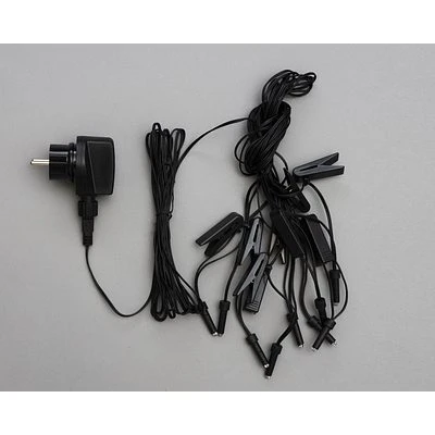 DecoTrend Sterntaler Midi-Sternenkette Ø16cm 9 Sterne Trafo In- Und Outdoor Rot 3 DecoTrend Sterntaler Midi-Sternenkette Ø16cm 9 Sterne Trafo In- Und Outdoor Rot – Bild 3