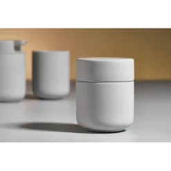 ZONE Denmark Aufbewahrungsbehälter Ume Mit Deckel Hellgrau -Kinder Haushaltswaren Geschäft hwvvuxl8w4nf0lbekyryivx8zxqx