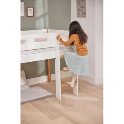 FLEXA Nor Halbhohes Bett Mit Senk. Leiter Und Rutsche Weiß/eiche -Kinder Haushaltswaren Geschäft isk5sji05z7qv0irg7yqrorpd016
