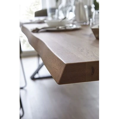 LifeConcept Esstisch 220x100cm Zerreiche Baumkante (6cm) Natur Geölt Mit Metall X-Gestell 2 LifeConcept Esstisch 220x100cm Zerreiche Baumkante (6cm) Natur Geölt Mit Metall X-Gestell – Bild 2