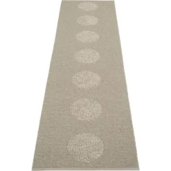 Pappelina Teppich VERA 2.0 Bio Edition Dark Linen/Linen Metallic 70 X 280 Cm V29G728