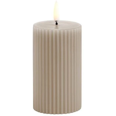 UYUNI LED Kerze Grooved 5,8x10 Cm Sandstone 1 UYUNI LED Kerze Grooved 5,8x10 Cm Sandstone