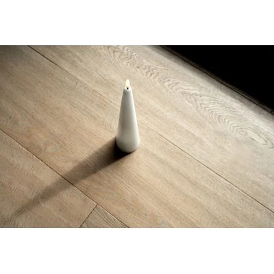 UYUNI LED Kerze Konisch Smooth 5,8x21x5 Cm Nordic White 3 UYUNI LED Kerze Konisch Smooth 5,8x21x5 Cm Nordic White – Bild 3