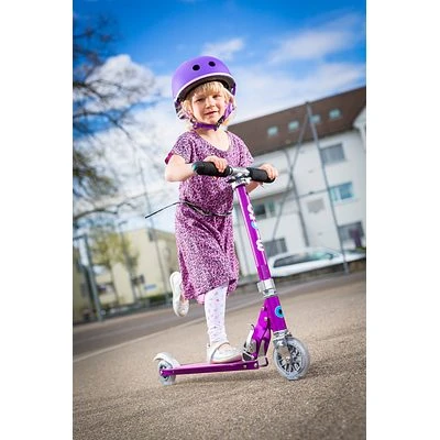 Micro Scooter Sprite Lila Metallic Mit Streifen 6 Micro Scooter Sprite Lila Metallic Mit Streifen – Bild 6