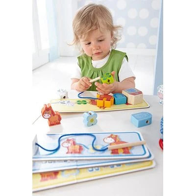 Haba Meine Erste Spielwelt - Bauernhof Fädelspiel Auf Dem Land 5580 2 Haba Meine Erste Spielwelt - Bauernhof Fädelspiel Auf Dem Land 5580 – Bild 2