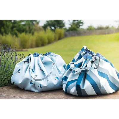 Play&Go Prints 2 In 1 Spielzeugsack Stripes Blau/Grün Outdoor 4 Play&Go Prints 2 In 1 Spielzeugsack Stripes Blau/Grün Outdoor – Bild 4